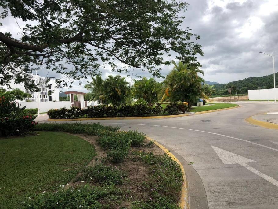 Апартаменти Departamento De Lujo En Manzanillo, Planta Baja Frente A La Alberca Екстер'єр фото