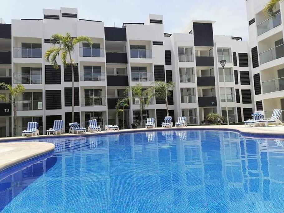 Апартаменти Departamento De Lujo En Manzanillo, Planta Baja Frente A La Alberca Екстер'єр фото